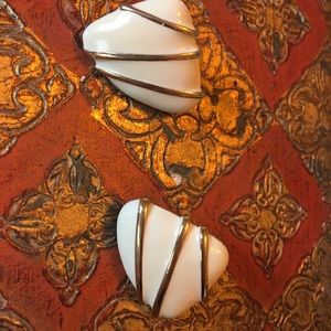 Retro Cream and Gold Earrings